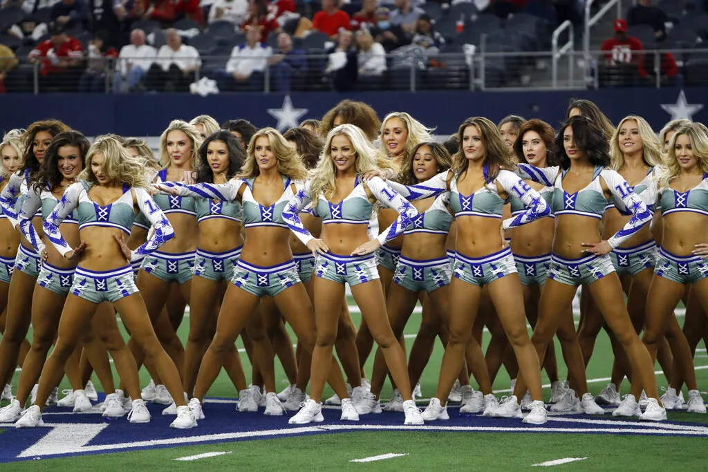 Pemandu Sorak Dallas Cowboy Mendapatkan Kenaikan Gaji Besar